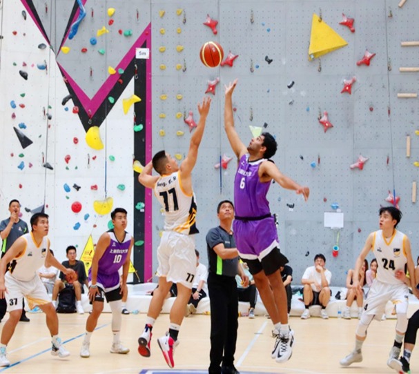 自23年2月梅西绝杀以来，巴黎首次在法甲依靠补时进球取胜